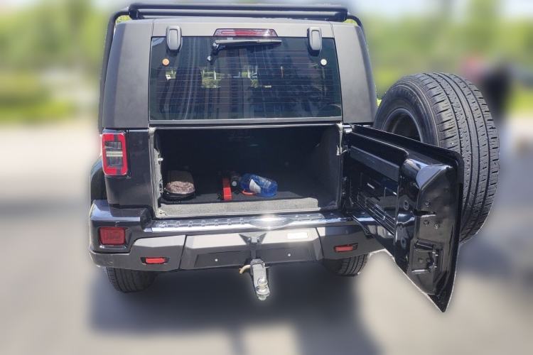 Used BAIC Off-Road BJ40 2020 2.0T Automatic Four-Wheel Drive Urban Hunter Edition Chivalrous Type Trunk
