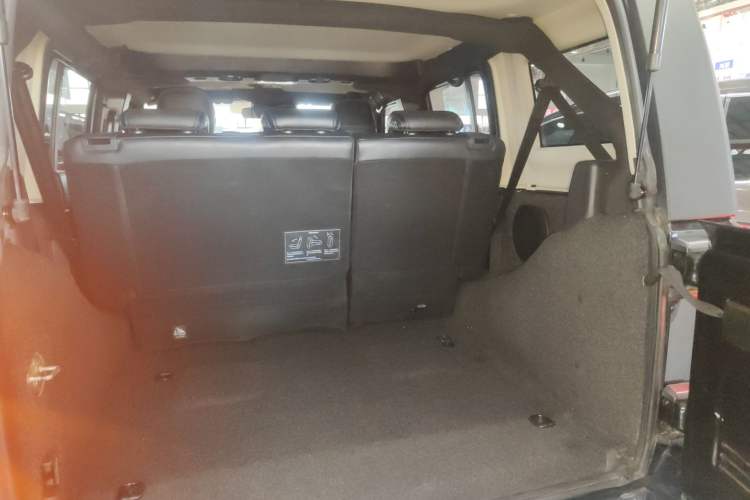 Used BAIC Off-Road BJ40 2020 2.0T Automatic Four-Wheel Drive Urban Hunter Edition Chivalrous Type Trunk