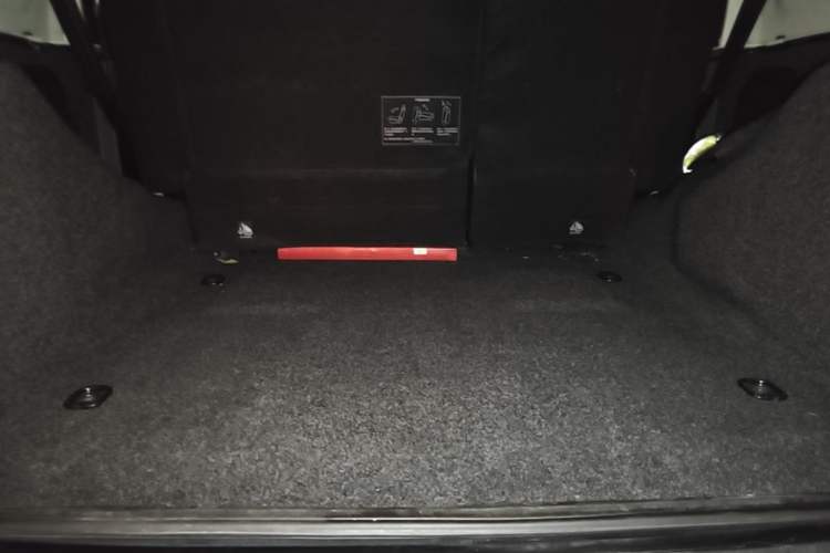 Used BAIC Off-Road BJ40 2020 2.0T Automatic Four-Wheel Drive Urban Hunter Edition Chivalrous Type Trunk