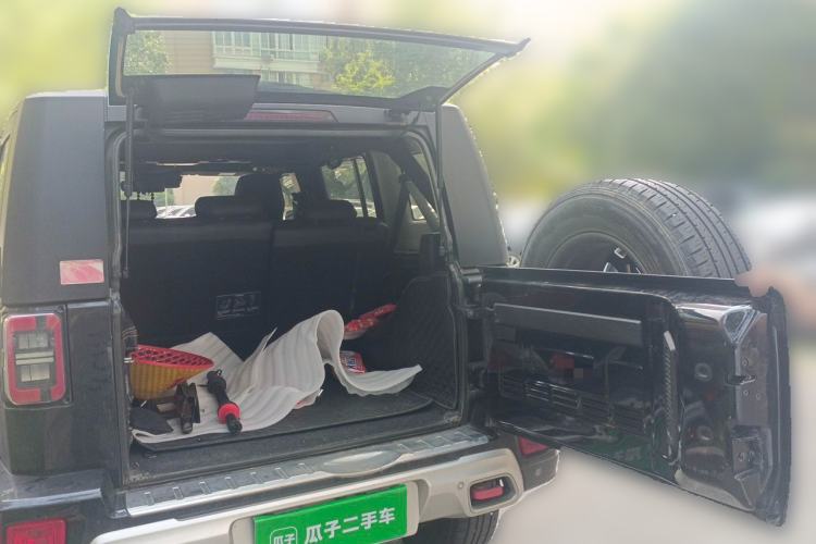 Used BAIC Off-Road BJ40 2020 2.0T Automatic Four-Wheel Drive Urban Hunter Edition Chivalrous Type Trunk