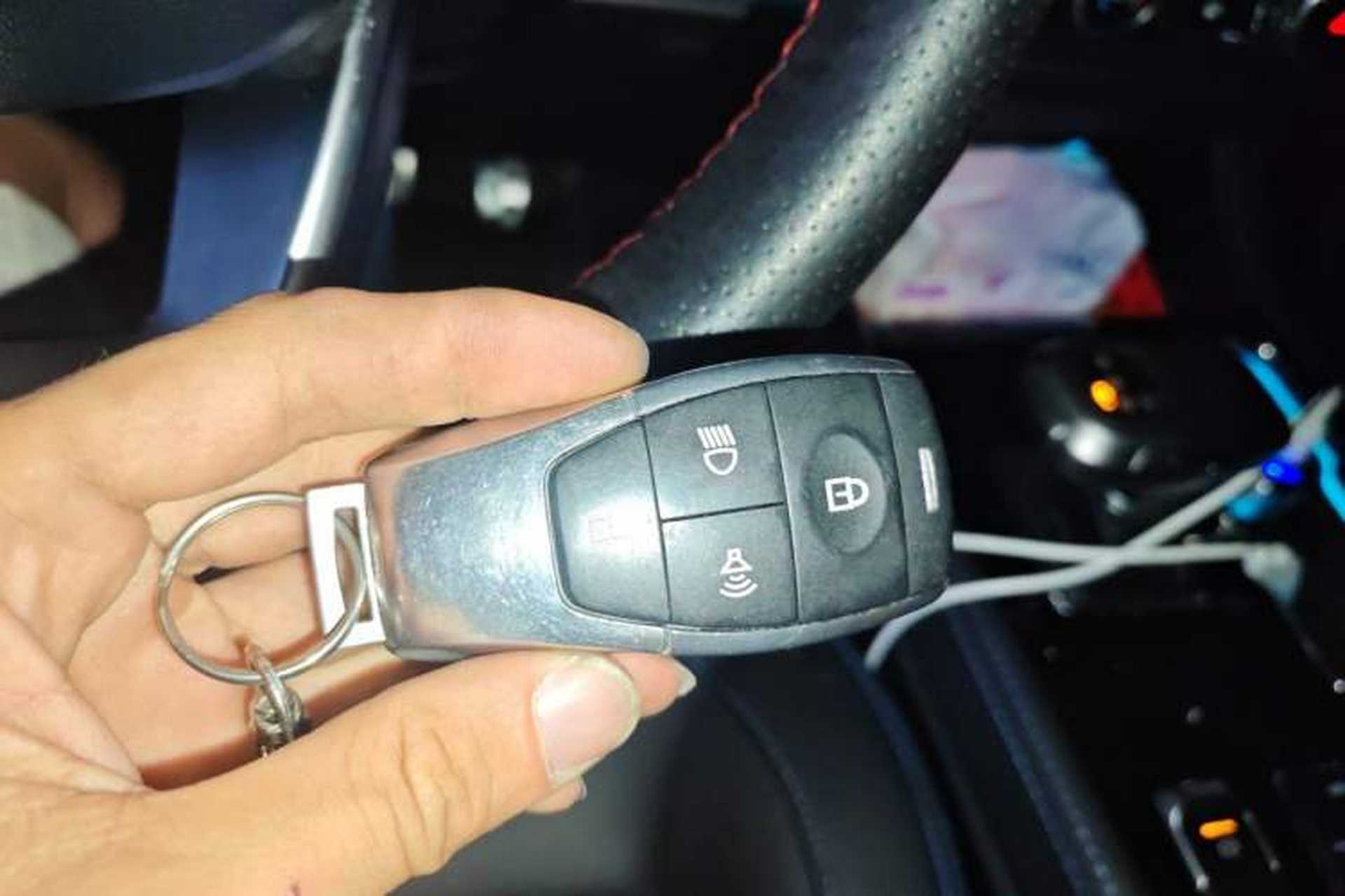 Used BAIC Off-Road BJ40 2020 2.0T Automatic Four-Wheel Drive Urban Hunter Edition Chivalrous Type Vehicle Key