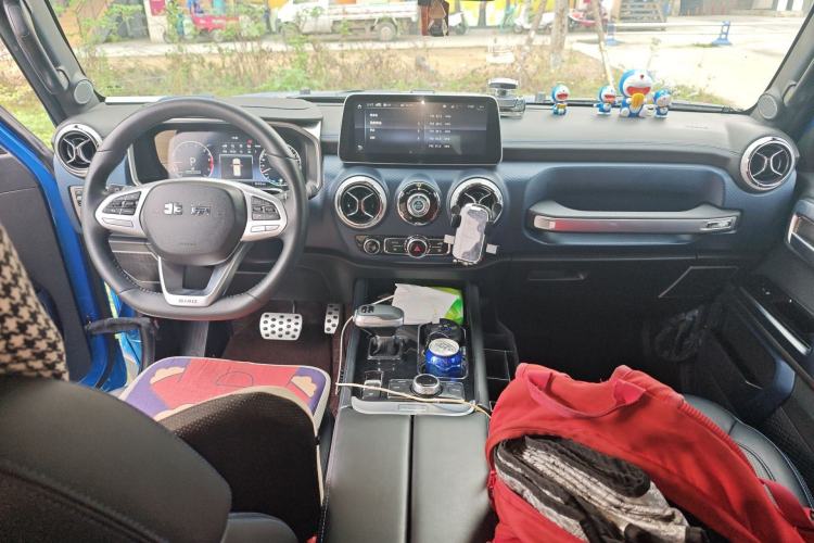 Used BAIC Off-Road BJ40 2020 2.0T Automatic Four-Wheel Drive Tribute Edition 2020 Xieke Version Center Console