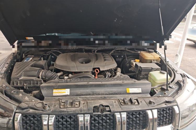Used BAIC Off-Road BJ40 2020 2.0T Automatic Four-Wheel Drive Urban Hunter Edition Chivalrous Type Engine Bay