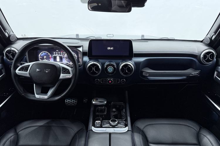 Used BAIC Off-Road BJ40 2020 2.0T Automatic Four-Wheel Drive Urban Hunter Edition Chivalrous Type Interior 1