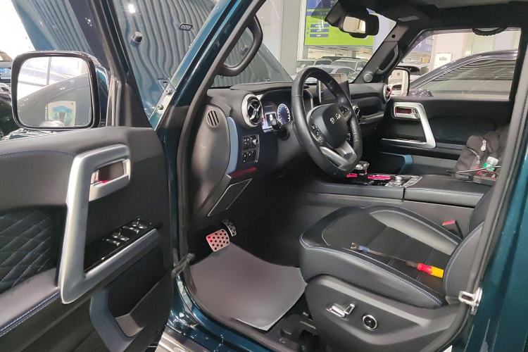 Used BAIC Off-Road BJ40 2020 2.0T Automatic Four-Wheel Drive Urban Hunter Edition Prestige Version Interior 3