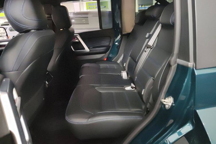 Used BAIC Off-Road BJ40 2020 2.0T Automatic Four-Wheel Drive Urban Hunter Edition Prestige Version Interior 4
