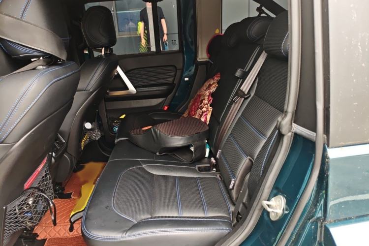 Used BAIC Off-Road BJ40 2020 2.0T Automatic Four-Wheel Drive Urban Hunter Edition Chivalrous Type Interior 4