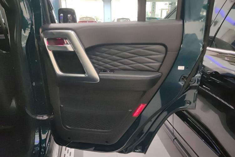Used BAIC Off-Road BJ40 2020 2.0T Automatic Four-Wheel Drive Urban Hunter Edition Prestige Version Interior 6