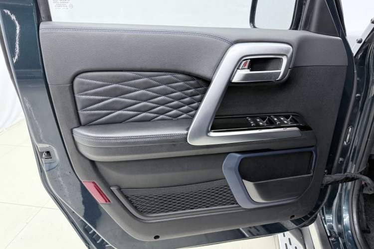 Used BAIC Off-Road BJ40 2020 2.0T Automatic Four-Wheel Drive Urban Hunter Edition Prestige Version Interior 7