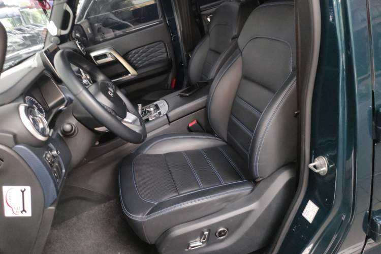 Used BAIC Off-Road BJ40 2020 2.0T Automatic Four-Wheel Drive Urban Hunter Edition Chivalrous Type Left Front Seat