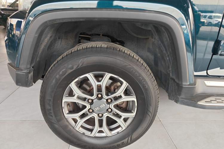 Used BAIC Off-Road BJ40 2020 2.0T Automatic Four-Wheel Drive Urban Hunter Edition Prestige Version Left Front Wheel Hub