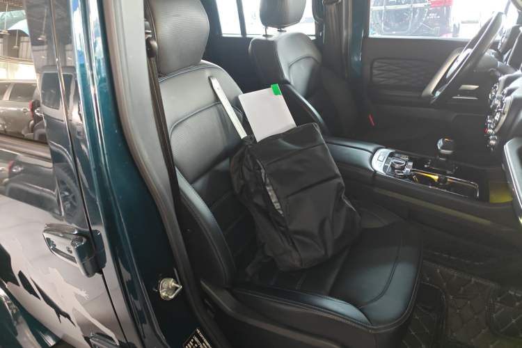 Used BAIC Off-Road BJ40 2020 2.0T Automatic Four-Wheel Drive Urban Hunter Edition Prestige Version Right Front Seat