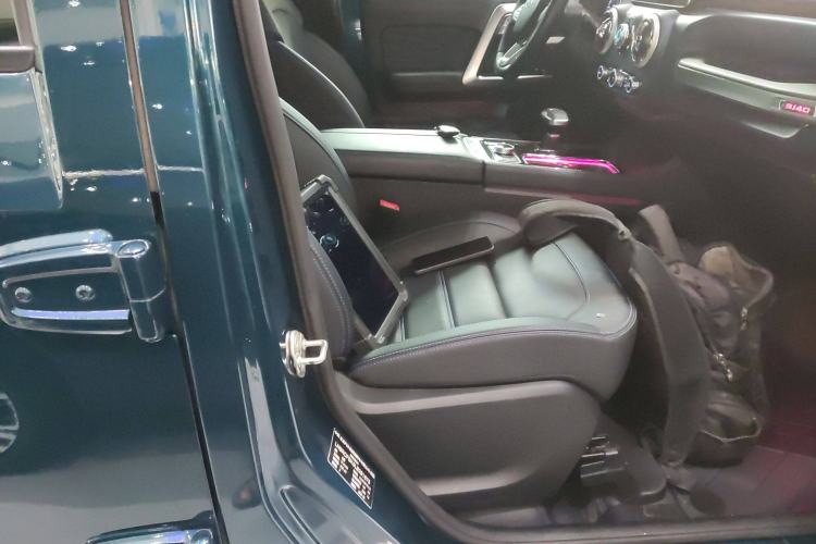 Used BAIC Off-Road BJ40 2020 2.0T Automatic Four-Wheel Drive Urban Hunter Edition Prestige Version Right Front Seat