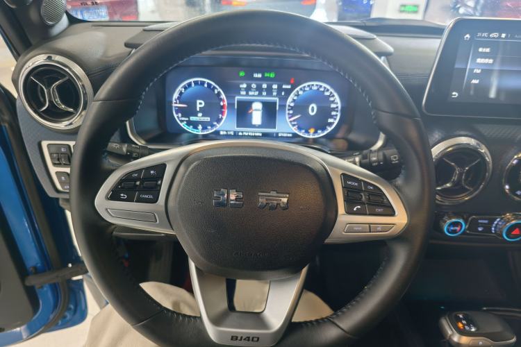 Used BAIC Off-Road BJ40 2020 2.0T Automatic Four-Wheel Drive Tribute Edition 2020 Xieke Version Steering Wheel