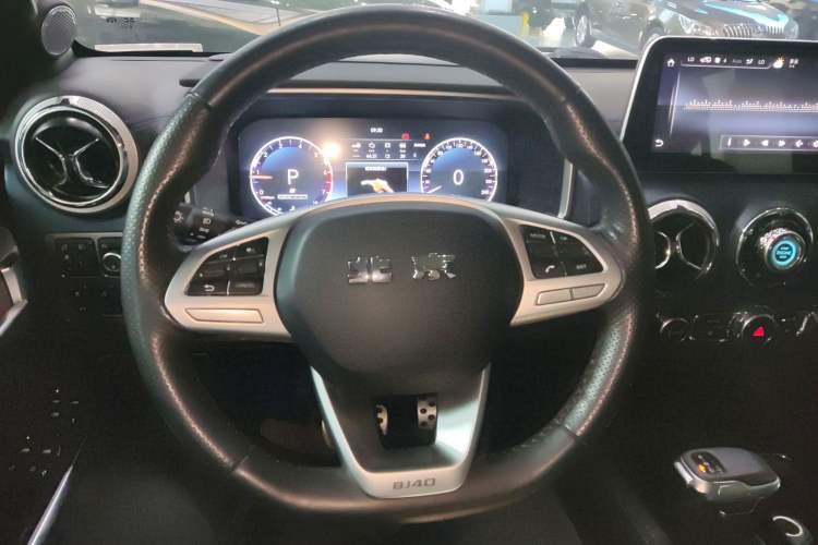 Used BAIC Off-Road BJ40 2020 2.0T Automatic Four-Wheel Drive Urban Hunter Edition Prestige Version Steering Wheel