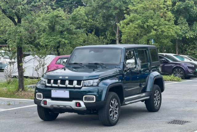 Używany BAIC Off-Road BJ40 2020 2.0T Automatic Four-Wheel Drive Urban Hunter Edition Chivalrous Type