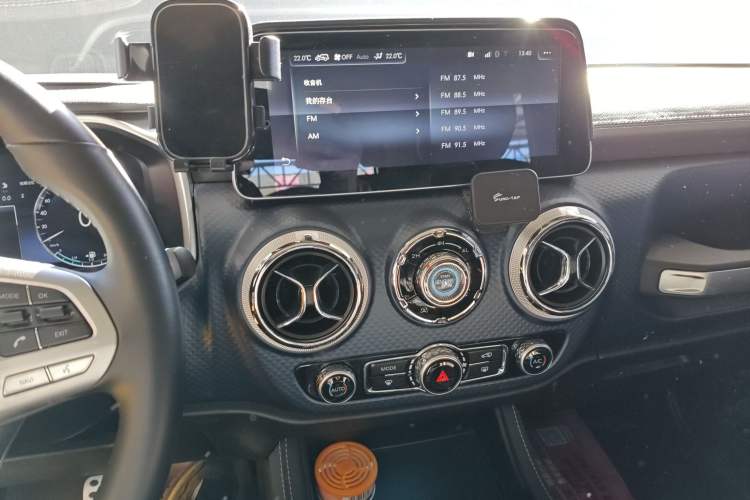 Used BAIC Off-Road BJ40 2020 2.0T Automatic Four-Wheel Drive Tribute Edition 2020 Xieke Version Audio And AC Panel