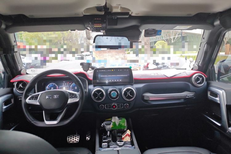 Used BAIC Off-Road BJ40 2020 2.3T Automatic Four-Wheel Drive Rainforest Expedition Edition Center Console