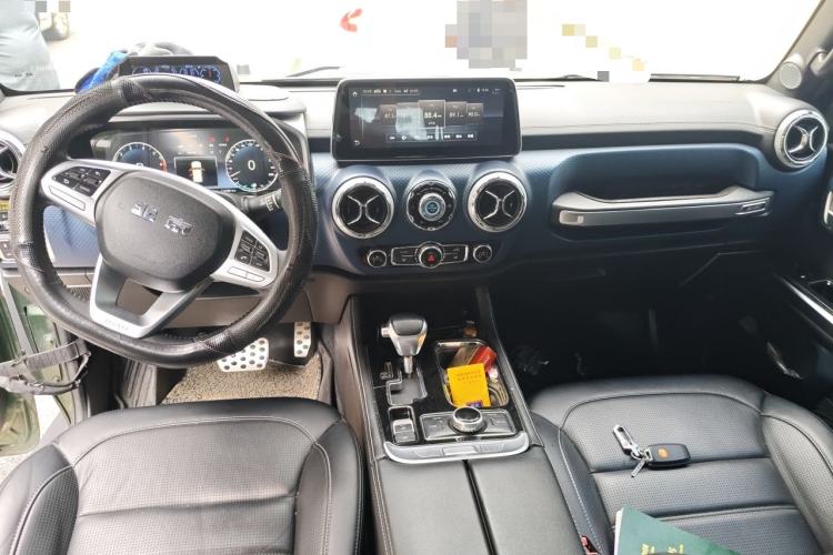 Used BAIC Off-Road BJ40 2020 2.3T Automatic Four-Wheel Drive Rainforest Expedition Edition Center Console