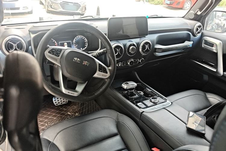 Used BAIC Off-Road BJ40 2020 2.0T Automatic Four-Wheel Drive Urban Hunter Edition Prestige Version Center Console