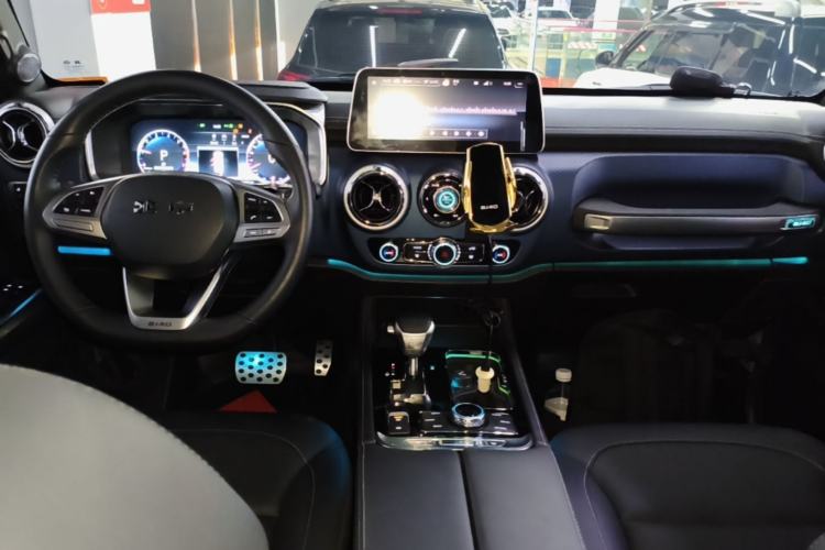 Used BAIC Off-Road BJ40 2020 2.3T Automatic Four-Wheel Drive Rainforest Expedition Edition Center Console