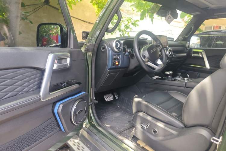 Used BAIC Off-Road BJ40 2020 2.0T Automatic Four-Wheel Drive Tribute Edition 2020 Xieke Version Driver Seat