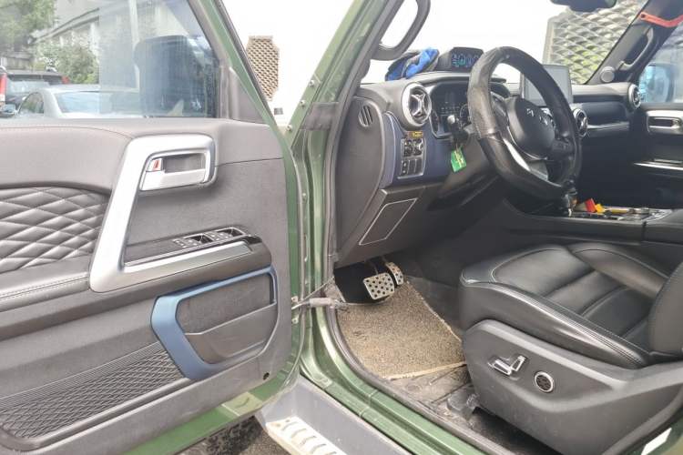Used BAIC Off-Road BJ40 2020 2.3T Automatic Four-Wheel Drive Rainforest Expedition Edition Driver Seat