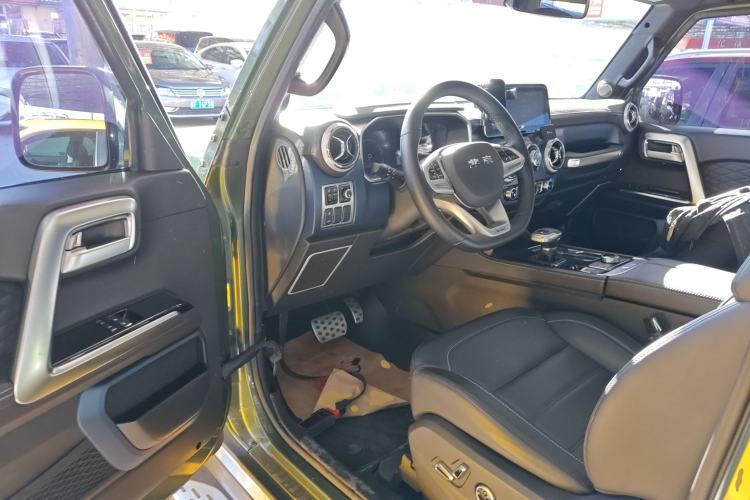 Used BAIC Off-Road BJ40 2020 2.0T Automatic Four-Wheel Drive Tribute Edition 2020 Xieke Version Driver Seat