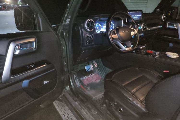 Used BAIC Off-Road BJ40 2020 2.0T Automatic Four-Wheel Drive Tribute Edition 2020 Xieke Version Driver Seat