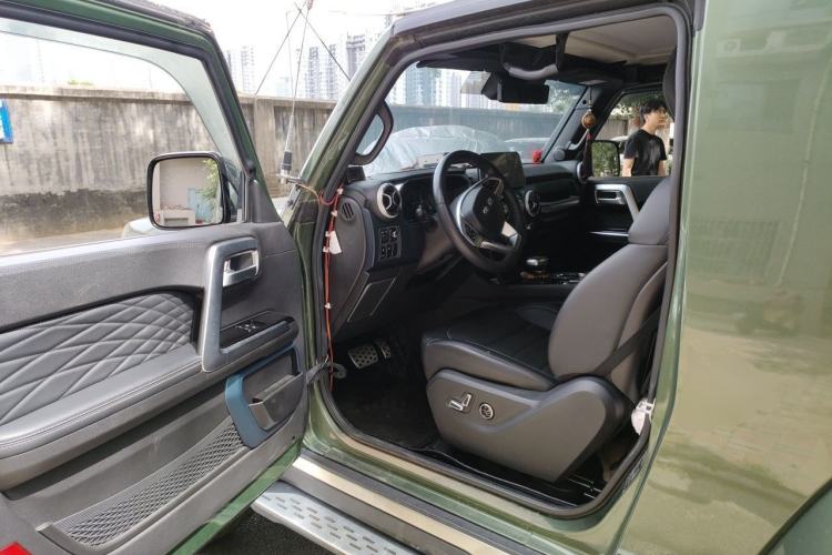 Used BAIC Off-Road BJ40 2020 2.0T Automatic Four-Wheel Drive Tribute Edition 2020 Supreme Version Driver Seat