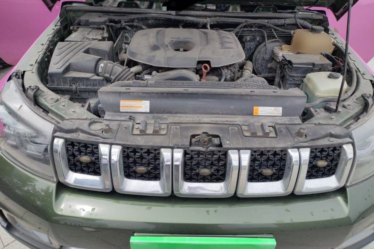 Used BAIC Off-Road BJ40 2020 2.0T Automatic Four-Wheel Drive Urban Hunter Edition Chivalrous Type Engine Bay