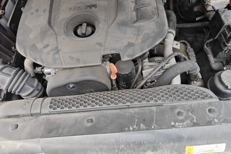 Used BAIC Off-Road BJ40 2020 2.0T Automatic Four-Wheel Drive Tribute Edition 2020 Xieke Version Engine Bay