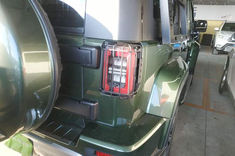 Used BAIC Off-Road BJ40 2020 2.0T Automatic Four-Wheel Drive Urban Hunter Edition Chivalrous Type Exterior 6