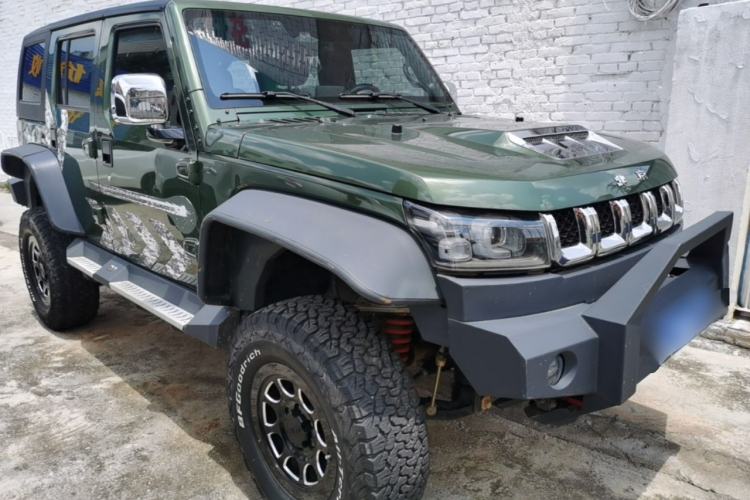Used BAIC Off-Road BJ40 2020 2.3T Automatic Four-Wheel Drive Rainforest Expedition Edition Front Right 45 Deg