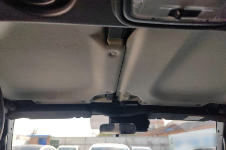 Used BAIC Off-Road BJ40 2020 2.0T Automatic Four-Wheel Drive Urban Hunter Edition Chivalrous Type Headliner