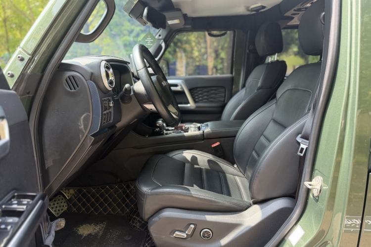 Used BAIC Off-Road BJ40 2020 2.3T Automatic Four-Wheel Drive Rainforest Expedition Edition Interior 1