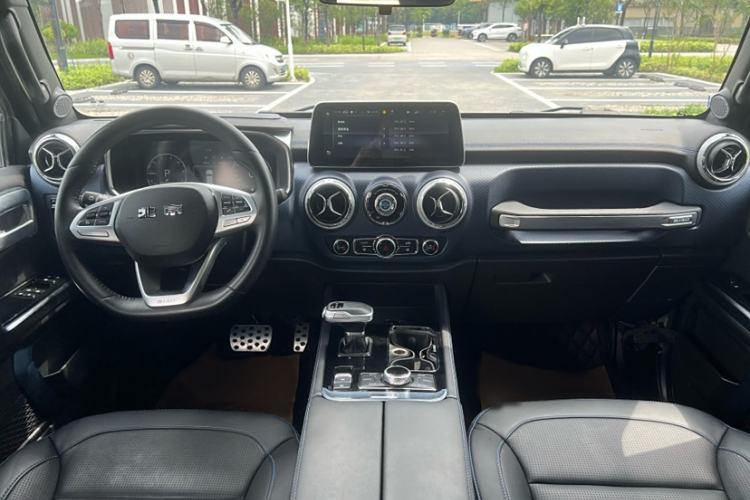 Used BAIC Off-Road BJ40 2020 2.0T Automatic Four-Wheel Drive Urban Hunter Edition Chivalrous Type Interior 12