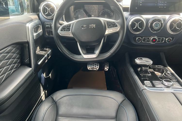 Used BAIC Off-Road BJ40 2020 2.0T Automatic Four-Wheel Drive Urban Hunter Edition Chivalrous Type Interior 3