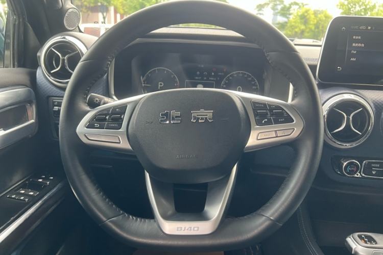 Used BAIC Off-Road BJ40 2020 2.0T Automatic Four-Wheel Drive Urban Hunter Edition Chivalrous Type Interior 4