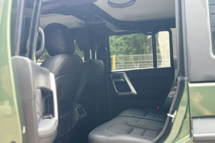 Used BAIC Off-Road BJ40 2020 2.3T Automatic Four-Wheel Drive Rainforest Expedition Edition Interior 7