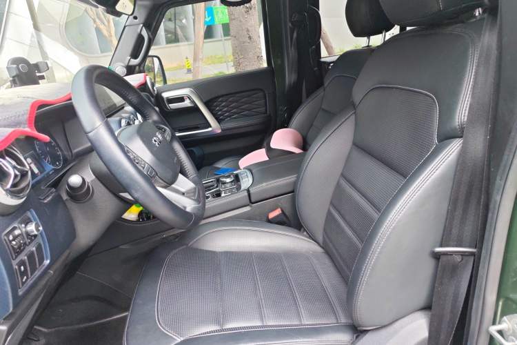 Used BAIC Off-Road BJ40 2020 2.3T Automatic Four-Wheel Drive Rainforest Expedition Edition Left Front Seat