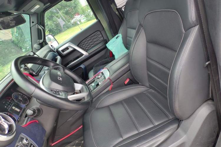 Used BAIC Off-Road BJ40 2020 2.0T Automatic Four-Wheel Drive Urban Hunter Edition Chivalrous Type Left Front Seat
