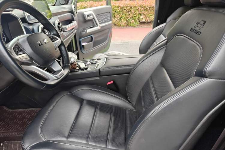 Used BAIC Off-Road BJ40 2020 2.0T Automatic Four-Wheel Drive Tribute Edition 2020 Xieke Version Left Front Seat