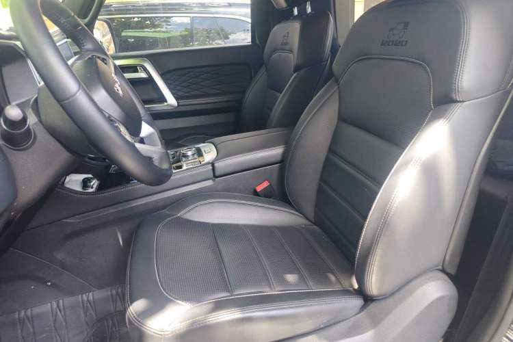 Used BAIC Off-Road BJ40 2020 2.0T Automatic Four-Wheel Drive Tribute Edition 2020 Xieke Version Left Front Seat