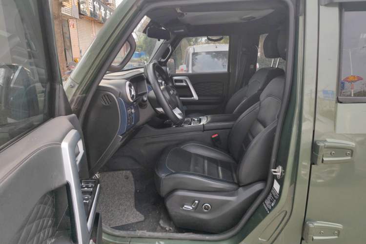 Used BAIC Off-Road BJ40 2020 2.0T Automatic Four-Wheel Drive Urban Hunter Edition Chivalrous Type Left Front Seat