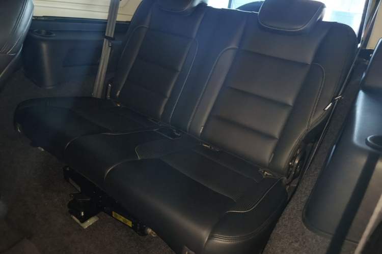 Used BAIC Off-Road BJ40 2020 2.0T Automatic Four-Wheel Drive Tribute Edition 2020 Xieke Version Left Rear Seat