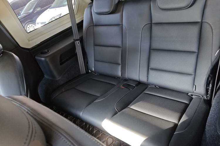 Used BAIC Off-Road BJ40 2020 2.0T Automatic Four-Wheel Drive Tribute Edition 2020 Xieke Version Left Rear Seat