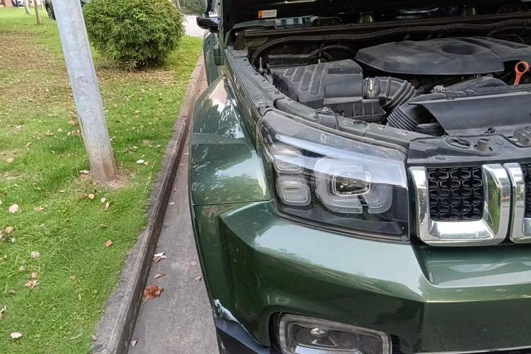 Used BAIC Off-Road BJ40 2020 2.0T Automatic Four-Wheel Drive Tribute Edition 2020 Supreme Version Right Front Headlight