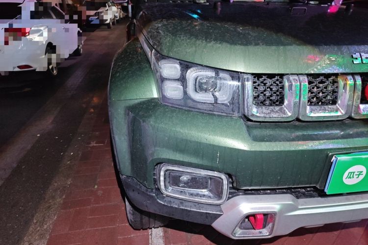 Used BAIC Off-Road BJ40 2020 2.0T Automatic Four-Wheel Drive Urban Hunter Edition Chivalrous Type Right Front Headlight