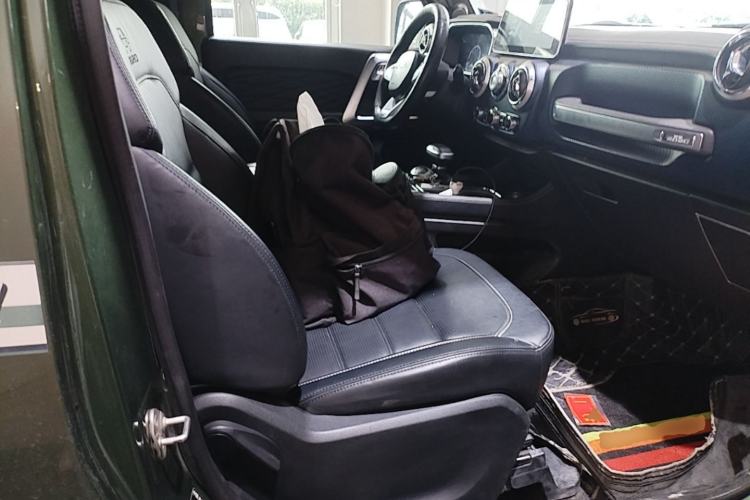 Used BAIC Off-Road BJ40 2020 2.0T Automatic Four-Wheel Drive Tribute Edition 2020 Supreme Version Right Front Seat